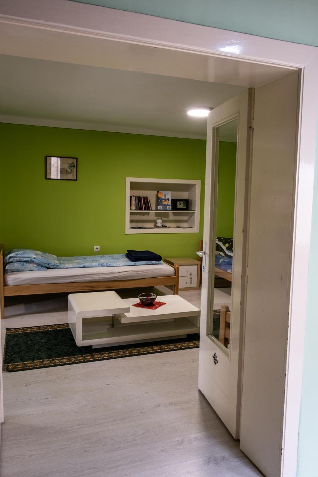 Apartman Bruno Senta Kamer foto