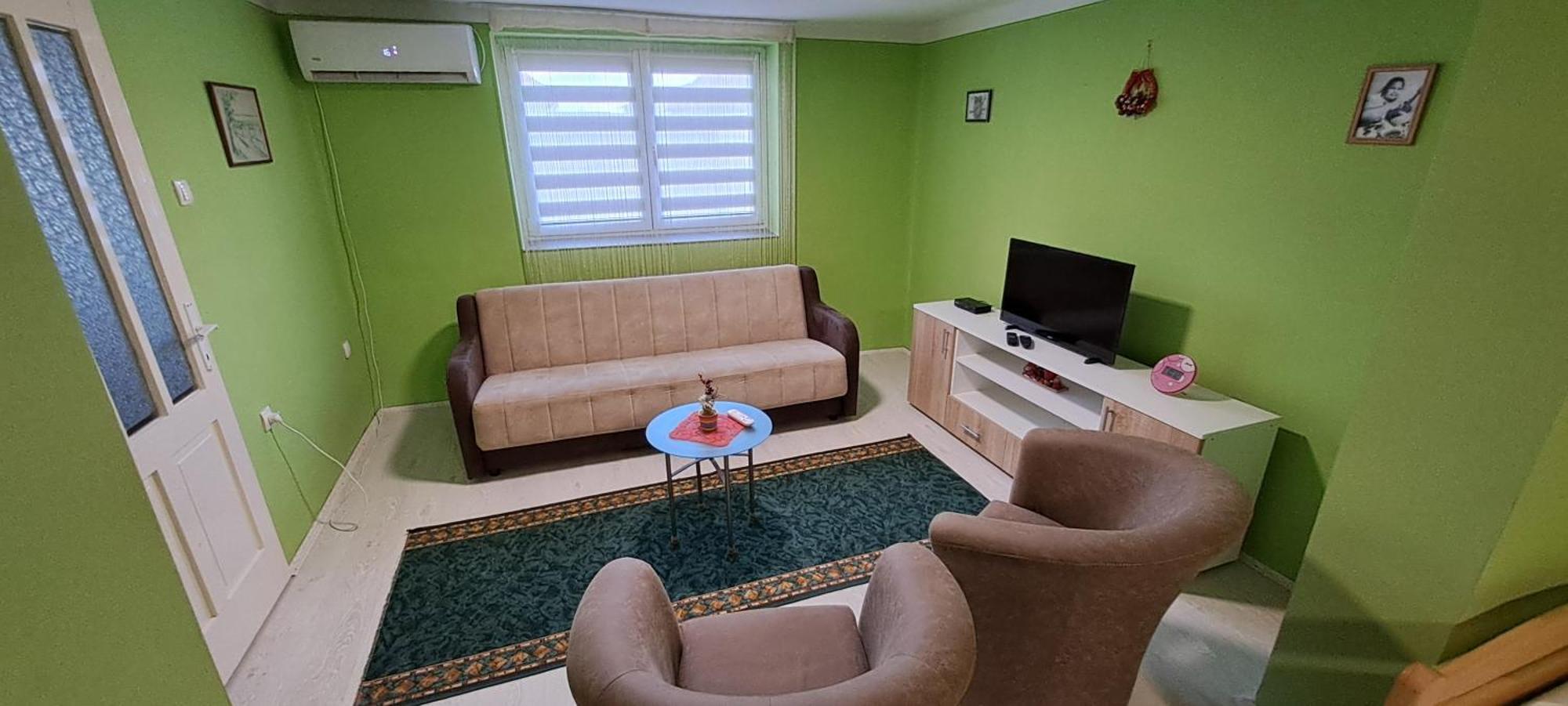 Apartman Bruno Senta Buitenkant foto